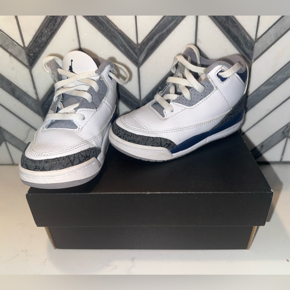 Jordan 3 Retro (TD) – Size 8C (White/Midnight Navy)